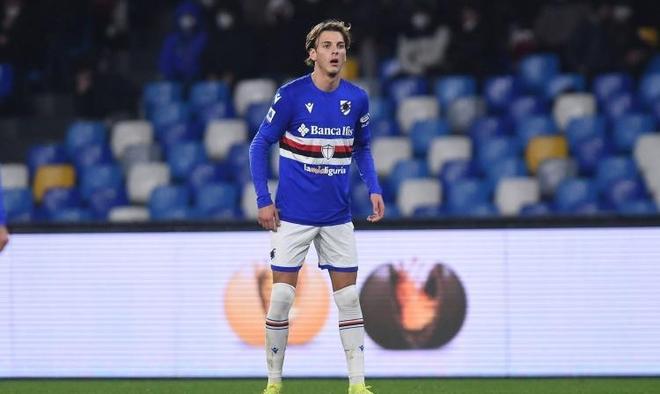 主场观众重 主场观众重