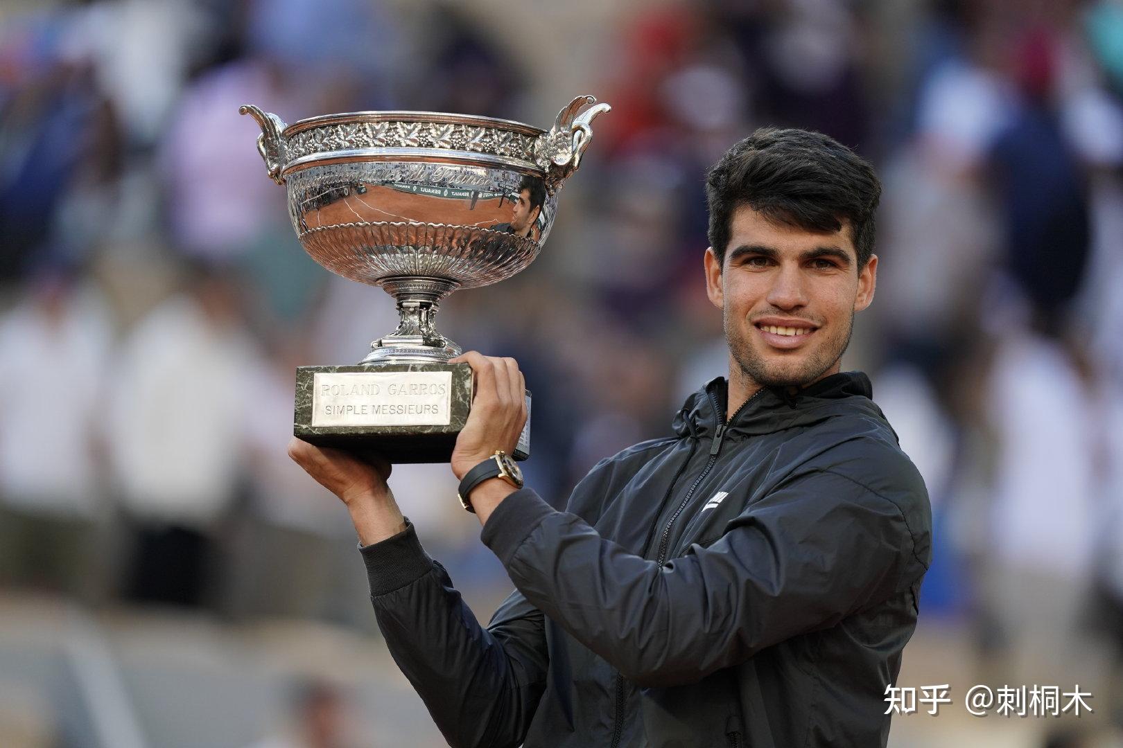 刷新纪录的 刷新纪录的