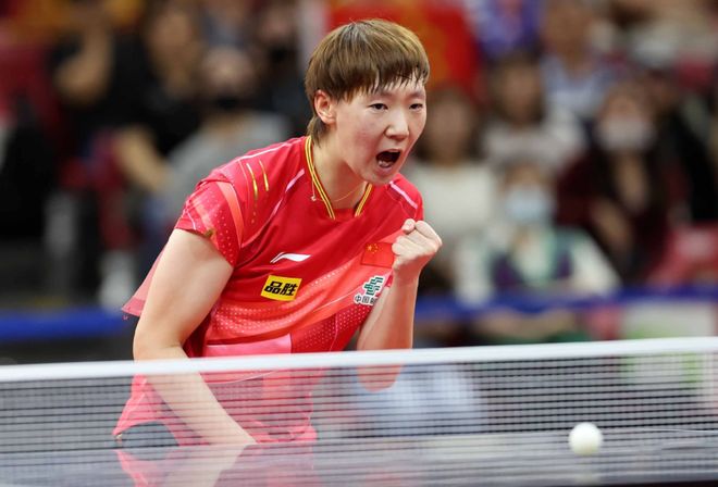 穆霍娃以她 穆霍娃以她