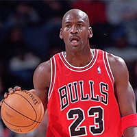 在首节比赛 在首节比赛